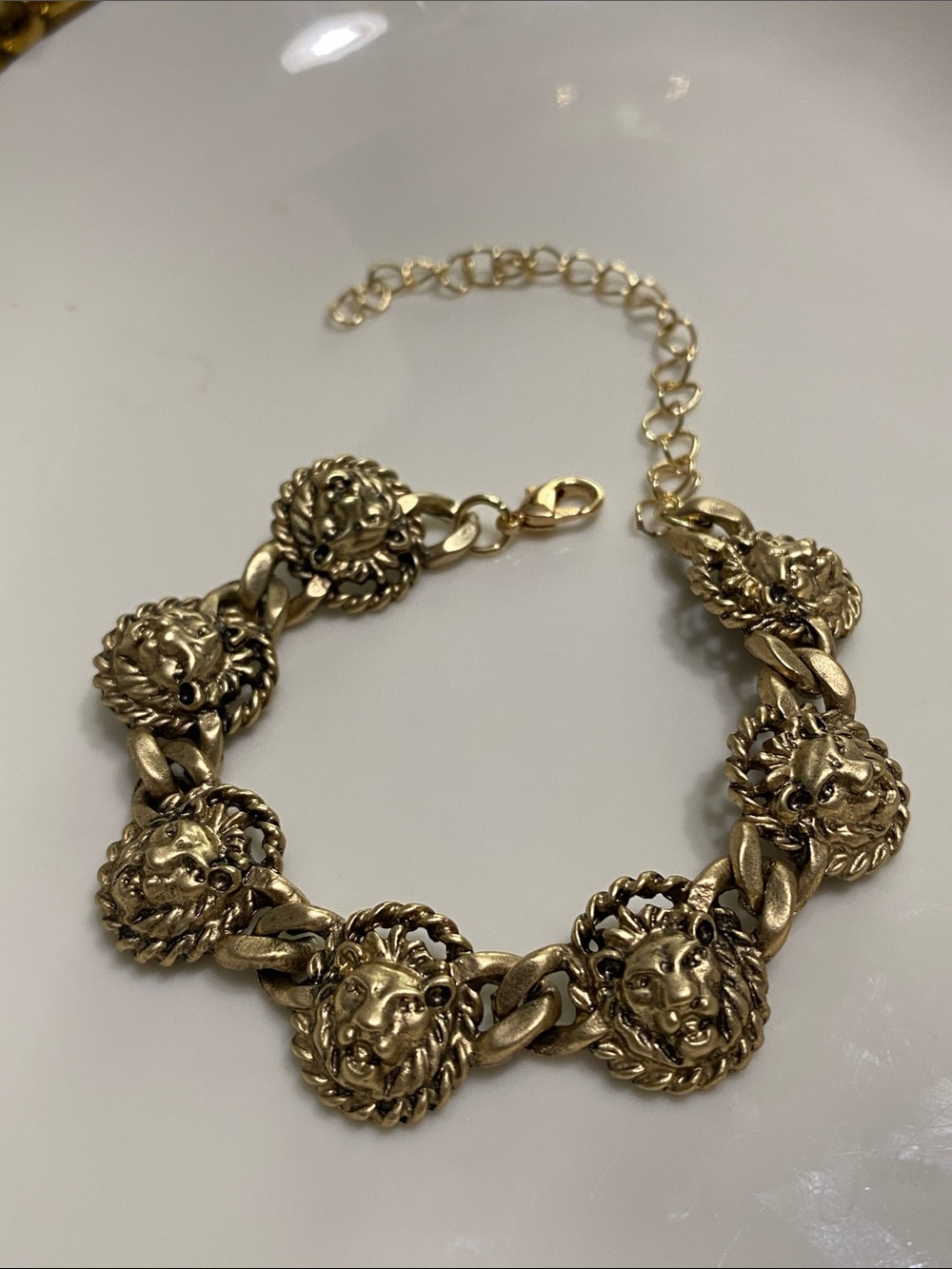 Gold Lion Head Link Bracelet